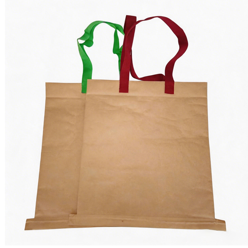 Gewebte Handtasche aus Kraftpapier